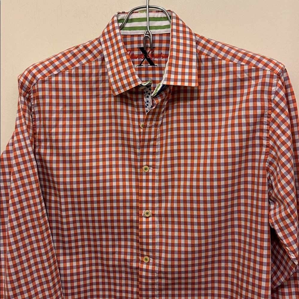 Robert Graham (L)